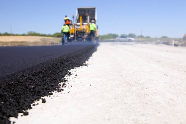 Best Residential Driveway Paver Services  in Oswego, KS