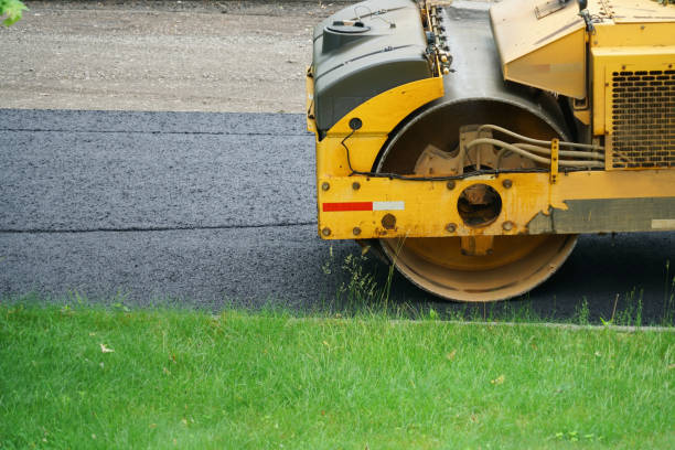 Best Decorative Driveway Pavers  in Oswego, KS